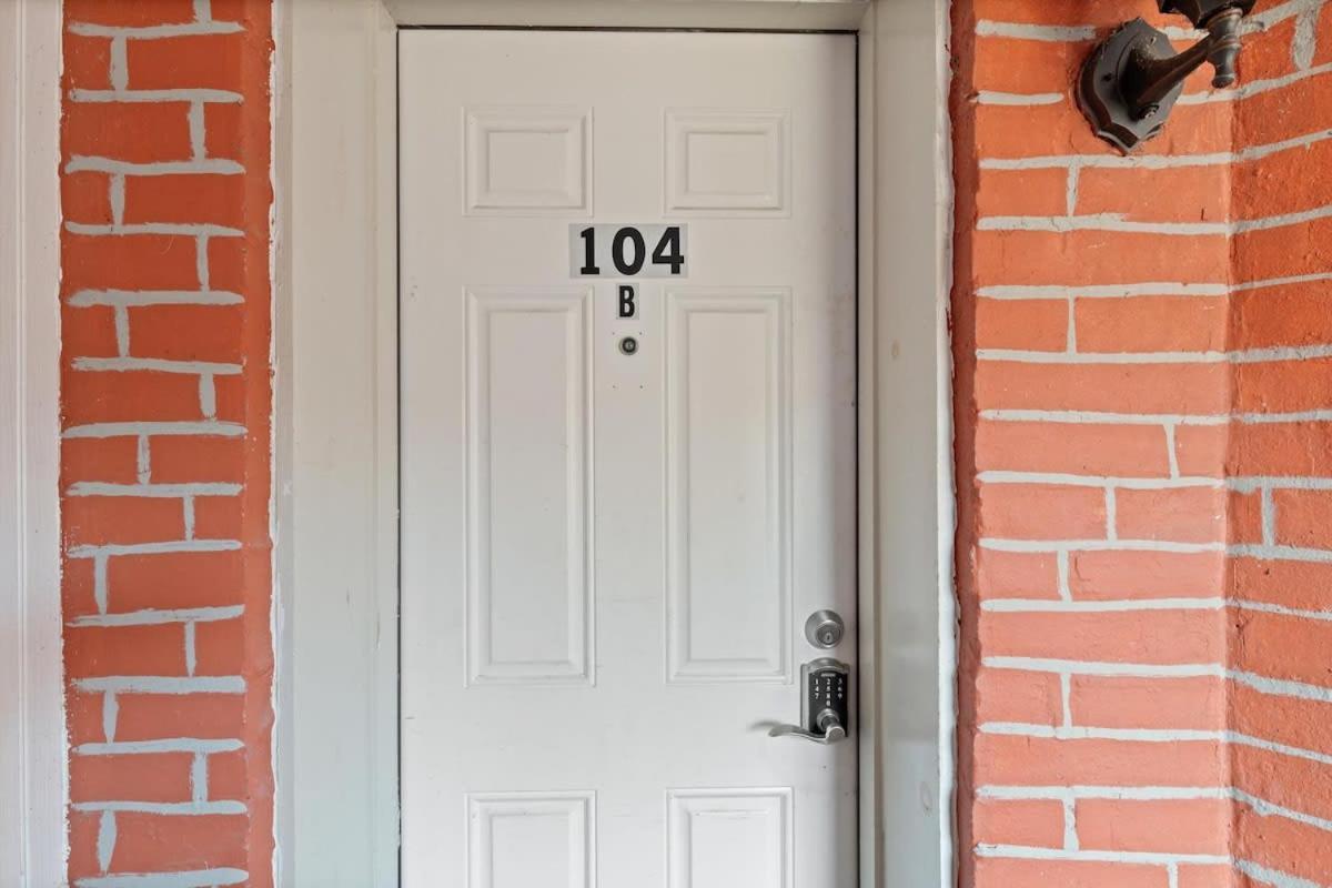 Entire 1-br In Noma Eckington * Washington